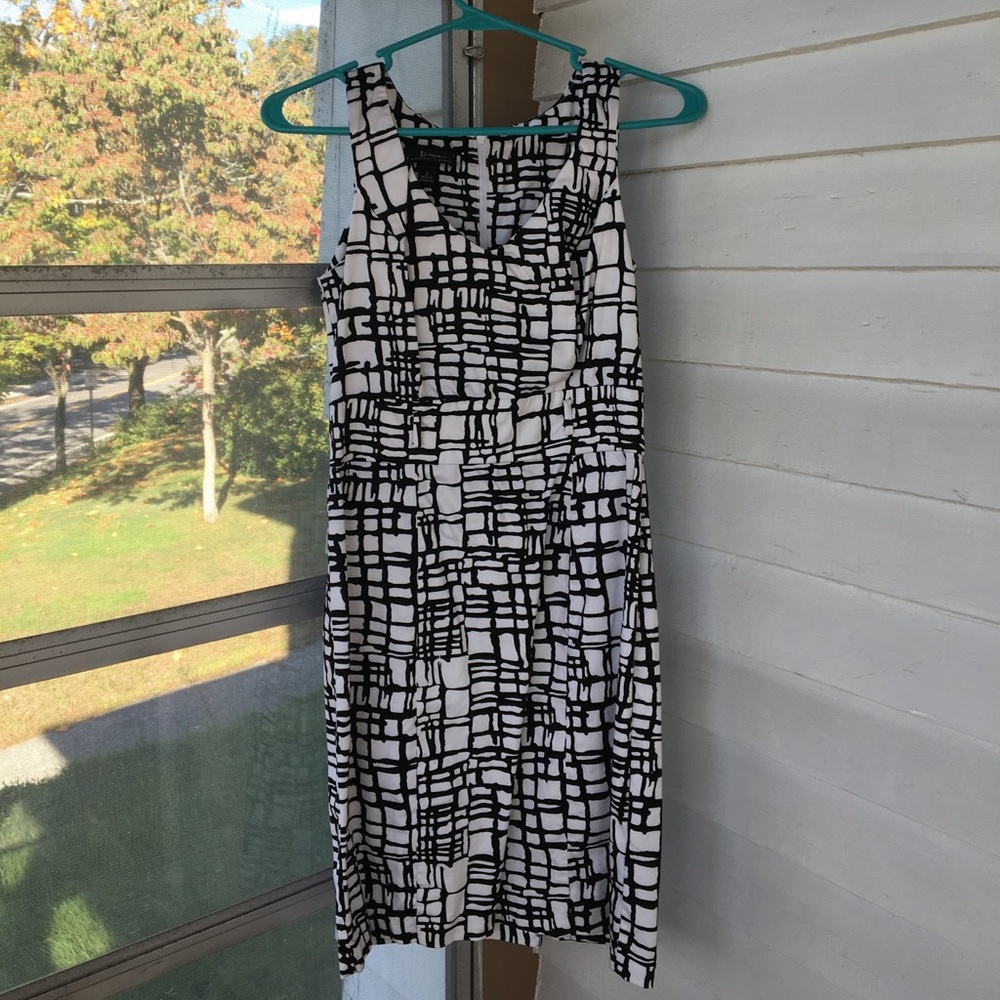 Retro print shift dress